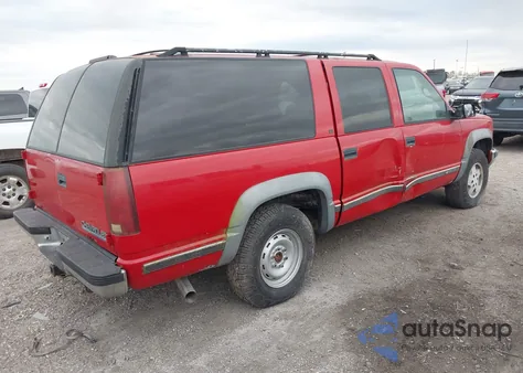 1995 Chevrolet Suburban K1500 из США, поврежденный, VIN 3GNFK16K3SG120464